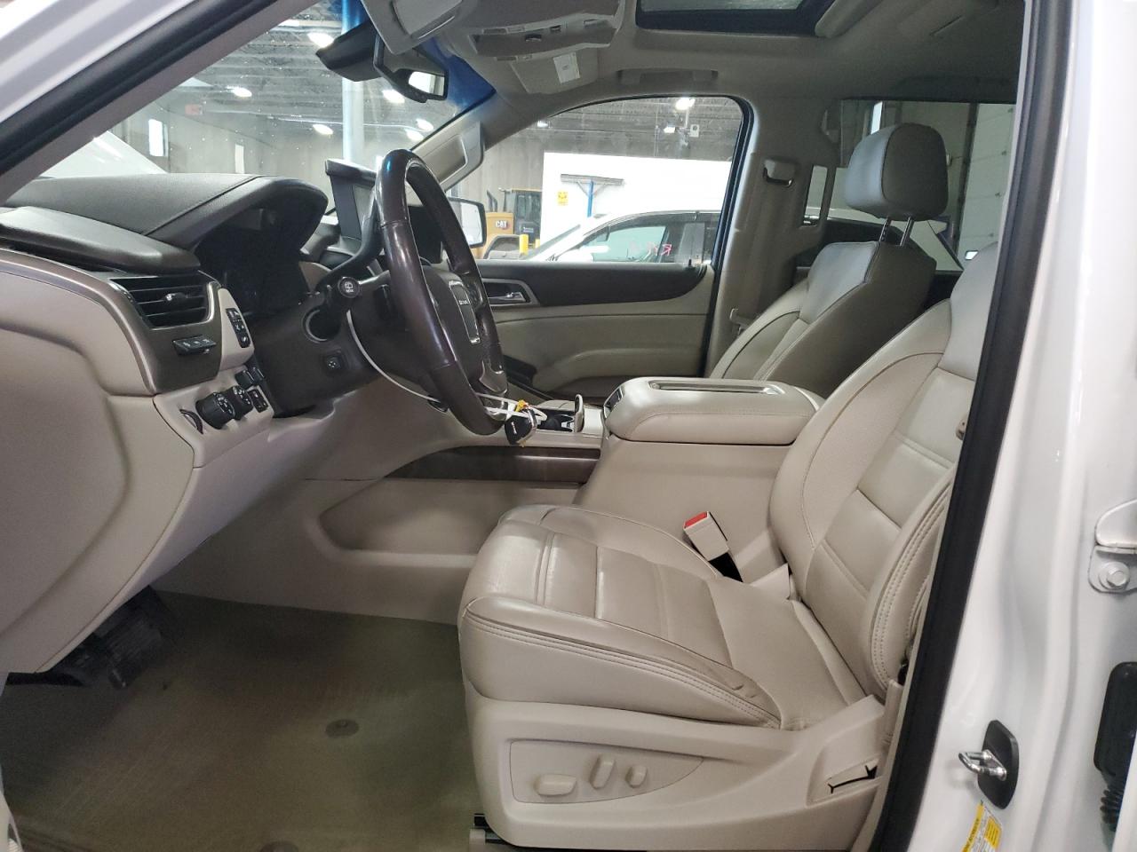 2018 GMC Yukon Xl Denali VIN: 1GKS2HKJ9JR301214 Lot: 82259575