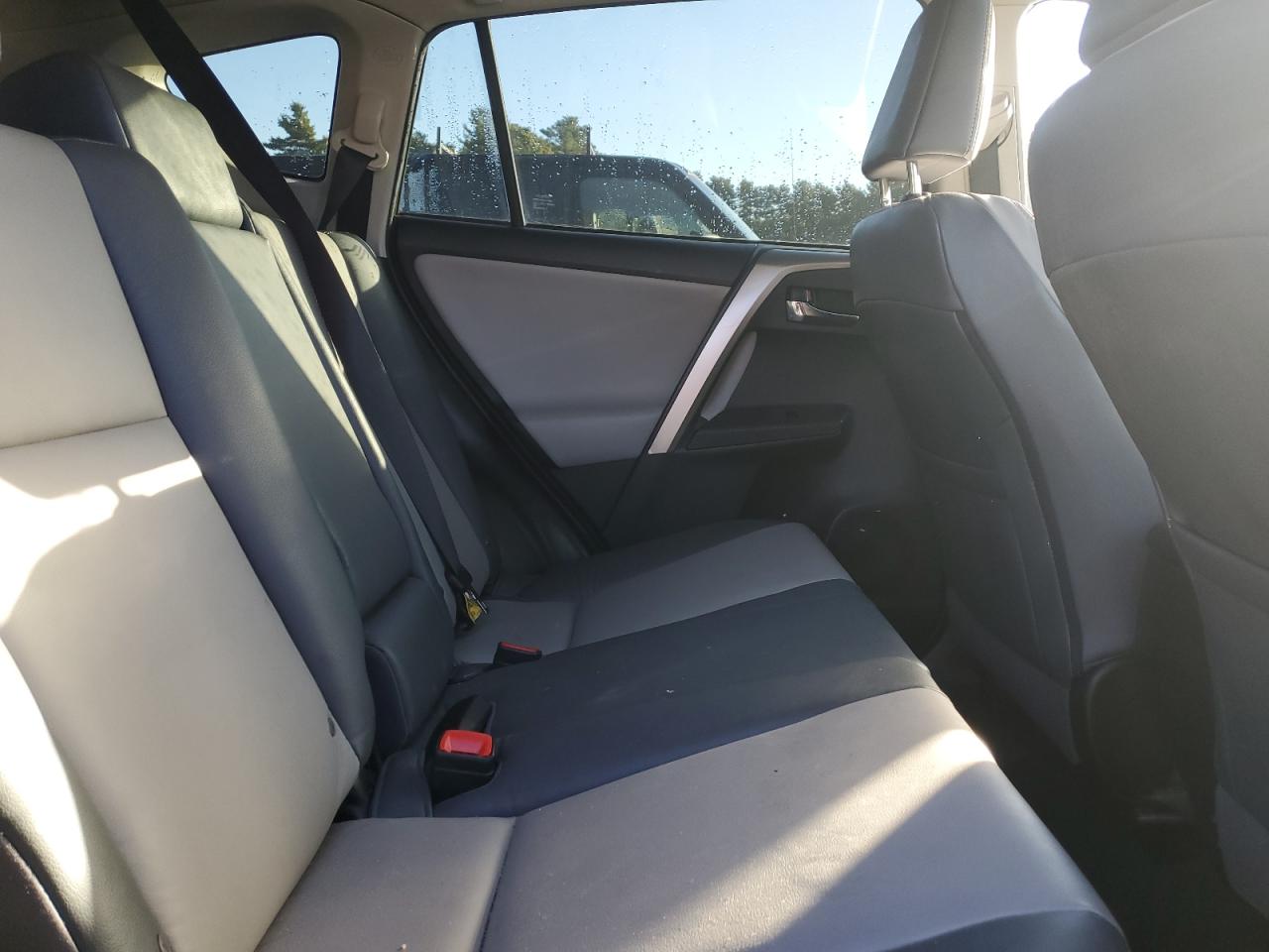 2015 Toyota Rav4 Limited VIN: 2T3DFREV3FW385986 Lot: 85818185