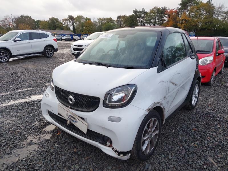 2017 SMART FORTWO CABRIO 1.0 PASSION 2DR AUTO for sale at Copart WOLVERHAMPTON