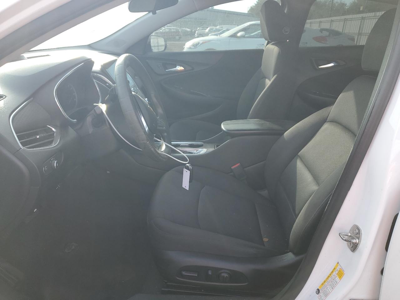 2019 Chevrolet Malibu Lt VIN: 1G1ZD5ST2KF109407 Lot: 85000835