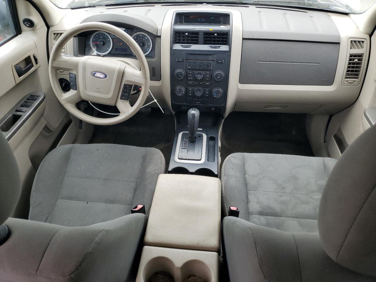 2011 Ford Escape Xls VIN: 1FMCU0C76BKA08178 Lot: 82331805