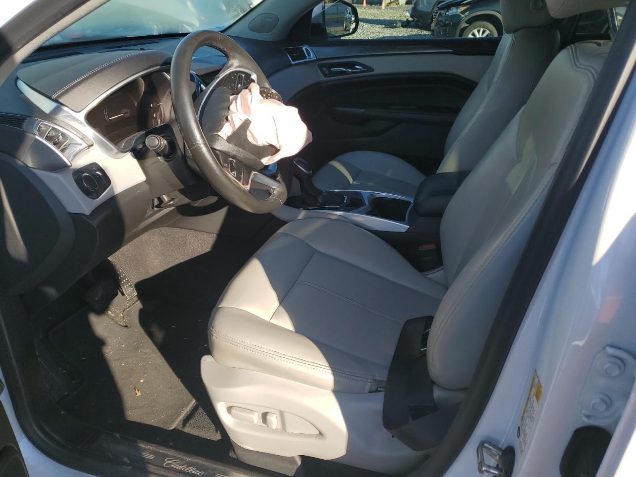 2015 Cadillac Srx VIN: 3GYFNAE33FS596981 Lot: 90356895