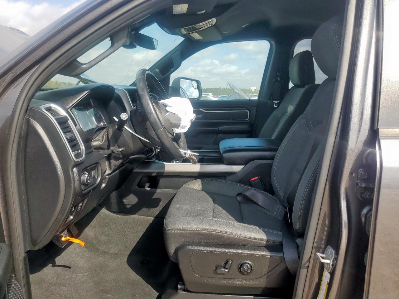 2020 Ram 1500 Big Horn/Lone Star VIN: 1C6RREFTXLN354005 Lot: 90467655