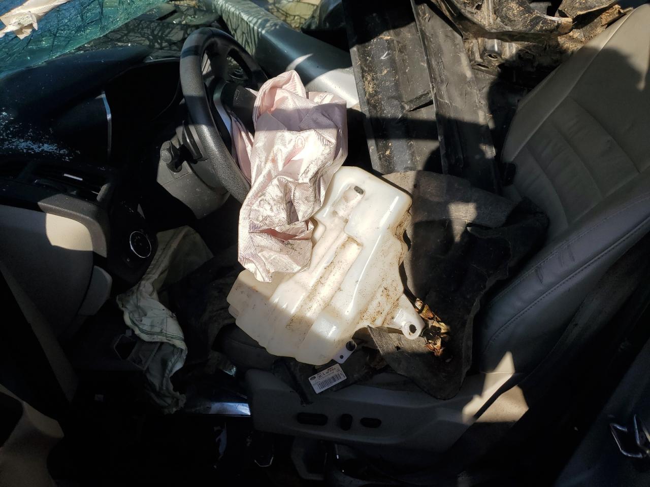 2015 Ford C-Max Sel VIN: 1FADP5BU3FL101850 Lot: 82648345