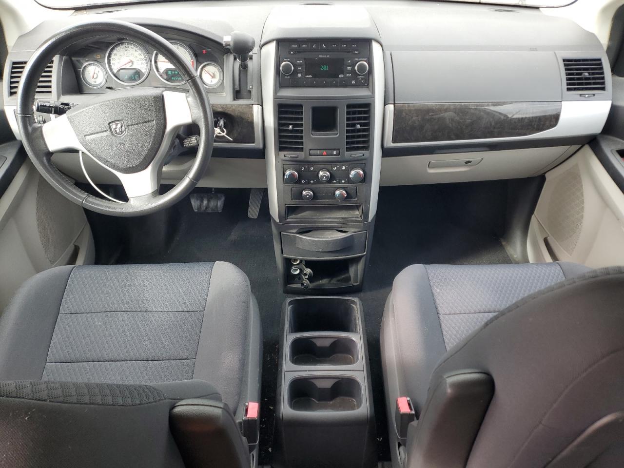 2010 Dodge Grand Caravan Sxt VIN: 2D4RN5D10AR261437 Lot: 87382835