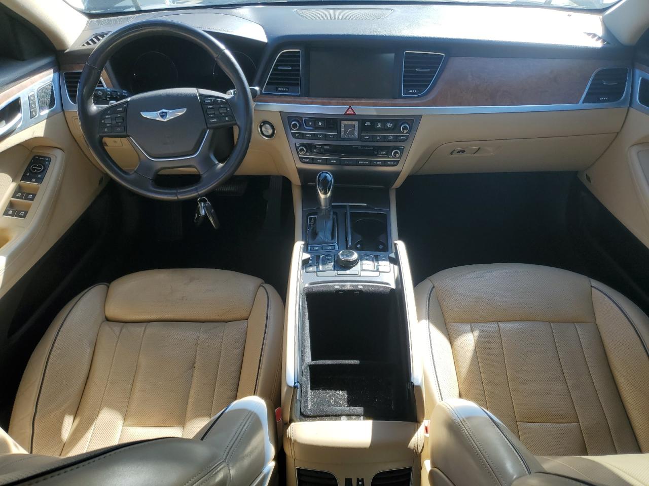 2016 Hyundai Genesis 3.8L VIN: KMHGN4JE0GU113494 Lot: 82404355