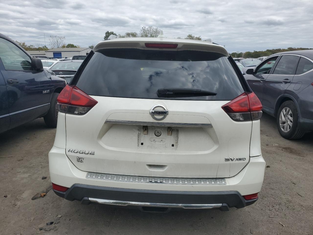 2018 Nissan Rogue S VIN: 5N1AT2MV3JC818928 Lot: 86105365