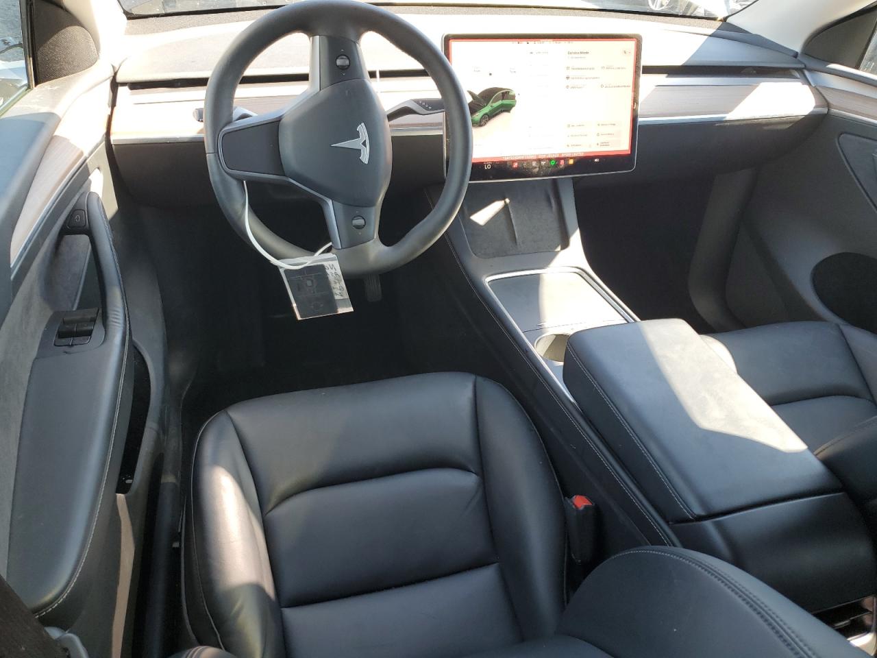 2025 Tesla Model Y VIN: 7SAYGDED6SF243952 Lot: 85943965