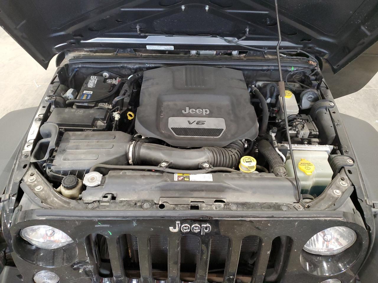 2014 Jeep Wrangler Sport VIN: 1C4GJWAG5EL307258 Lot: 82553205