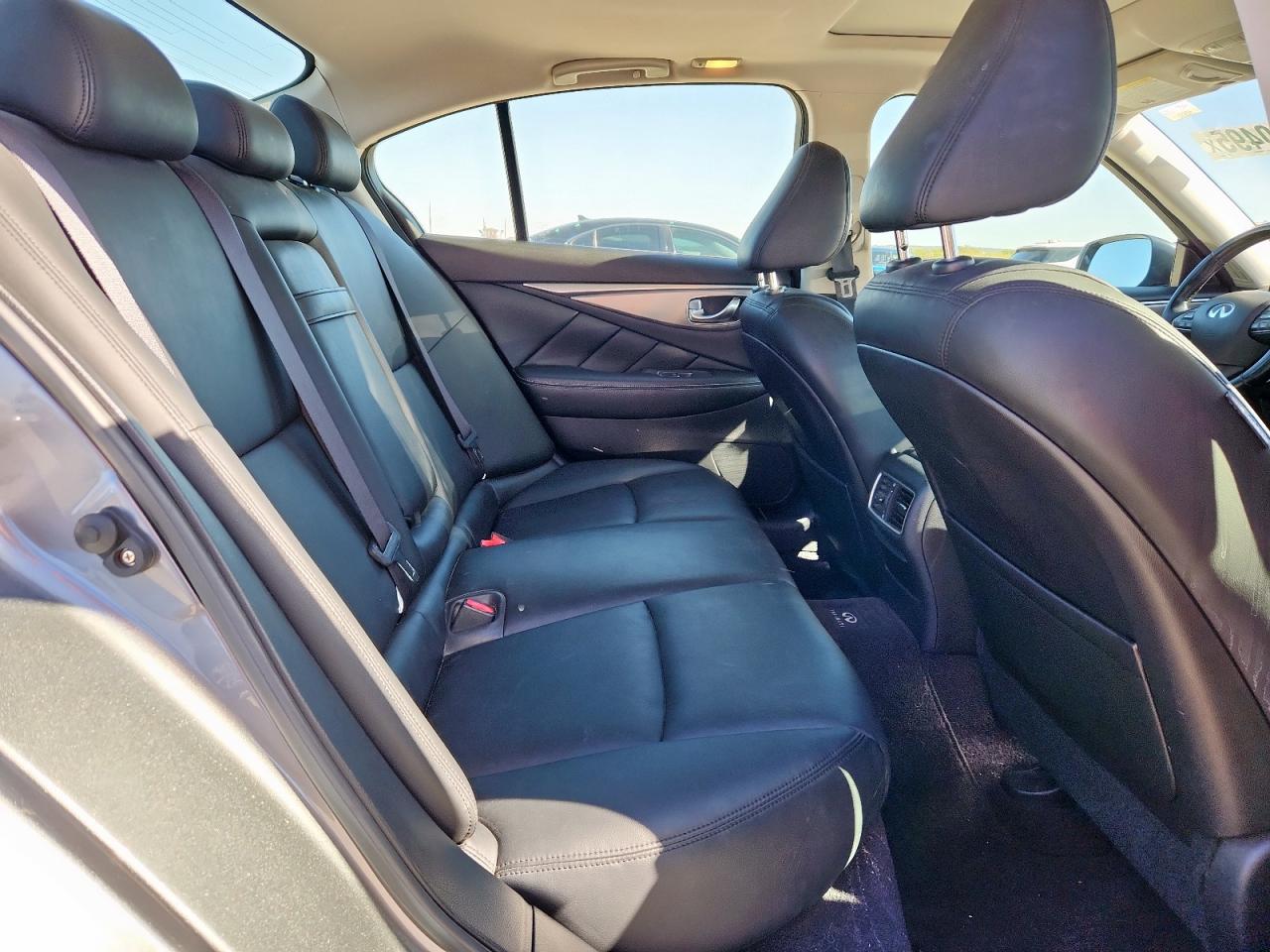 2014 Infiniti Q50 Base VIN: JN1BV7AP7EM670579 Lot: 90660495