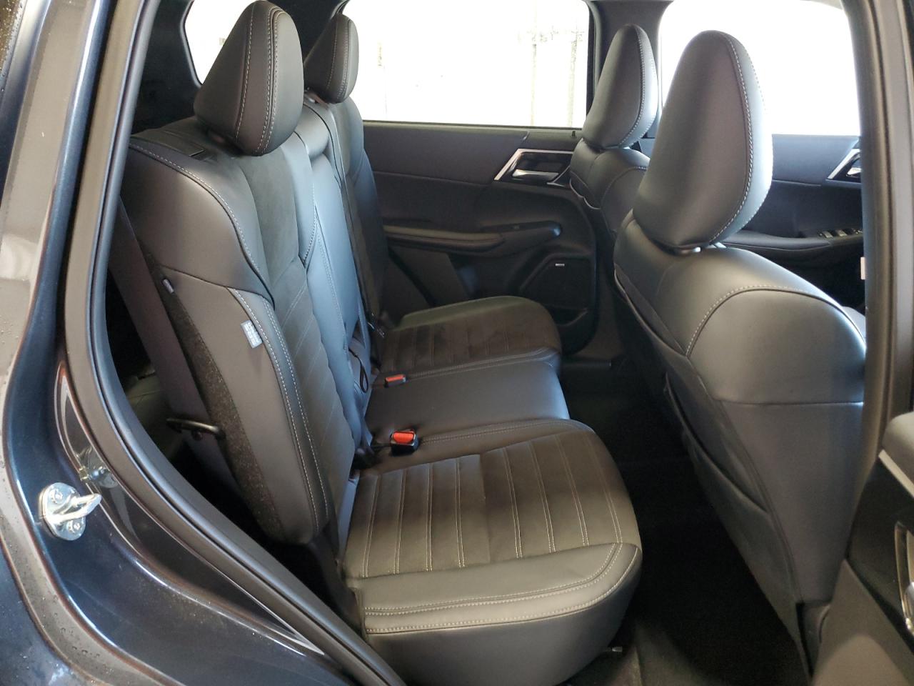 2025 Mitsubishi Outlander Se VIN: JA4J4VA88SZ013758 Lot: 85312865