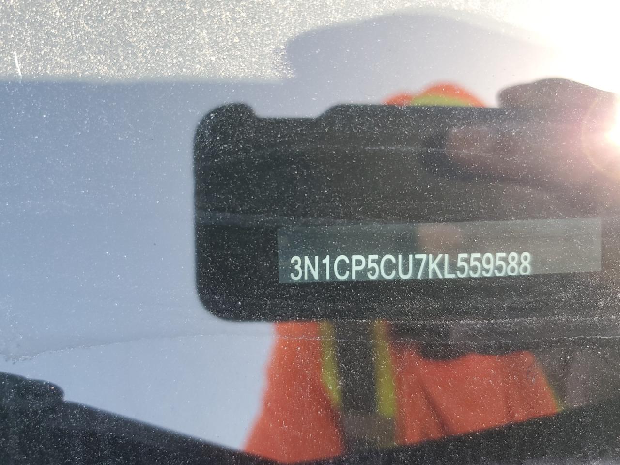 2019 Nissan Kicks S VIN: 3N1CP5CU7KL559588 Lot: 84641445