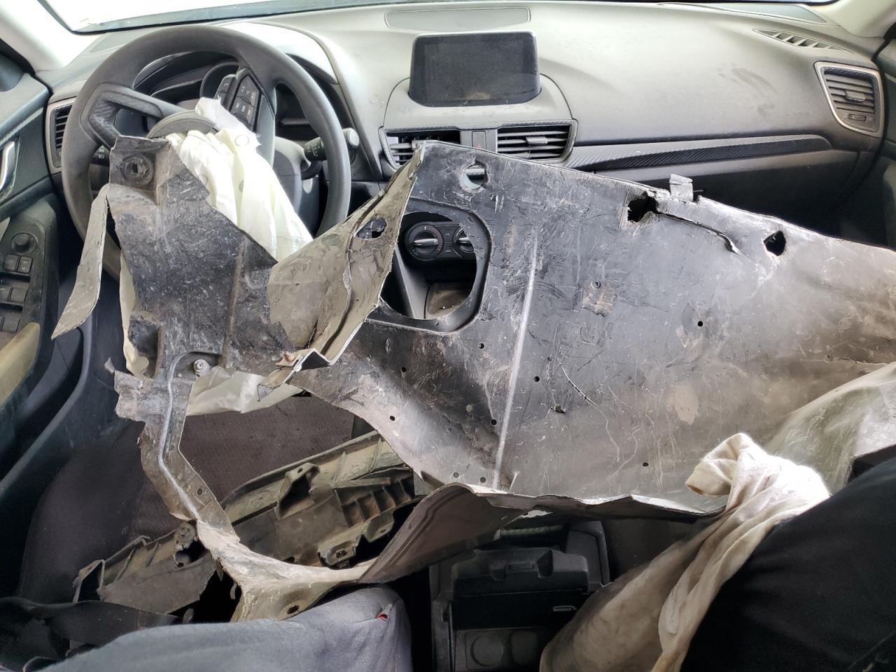 2017 Mazda 3 Sport VIN: 3MZBN1U7XHM117646 Lot: 90004995