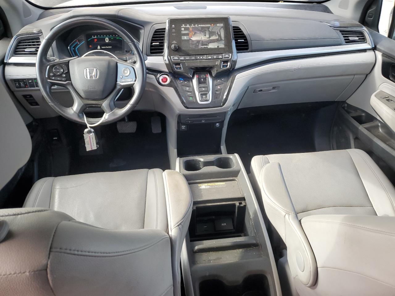 2018 Honda Odyssey Elite VIN: 5FNRL6H92JB107025 Lot: 87371025