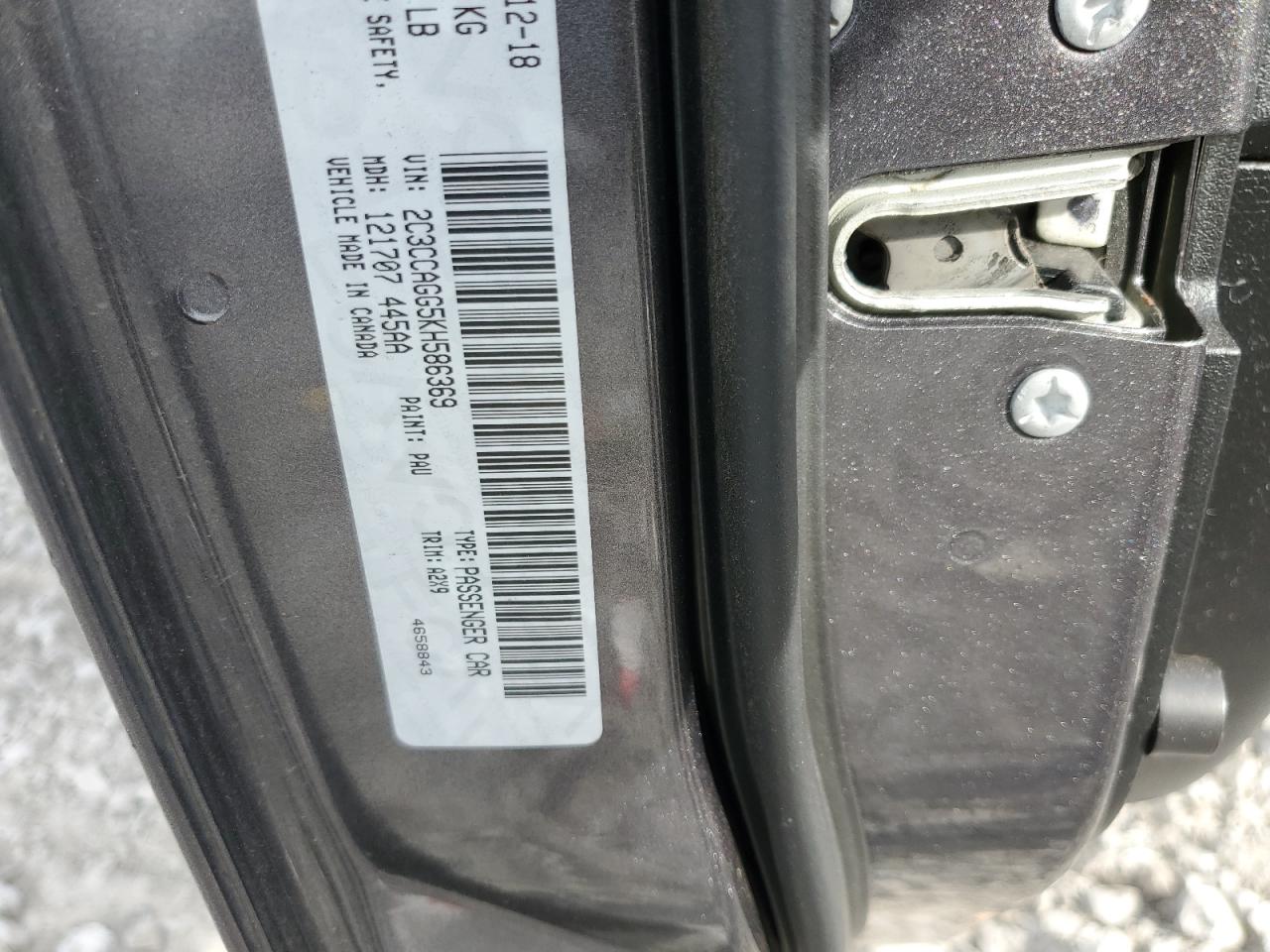 2019 Chrysler 300 S VIN: 2C3CCAGG5KH586369 Lot: 82686455