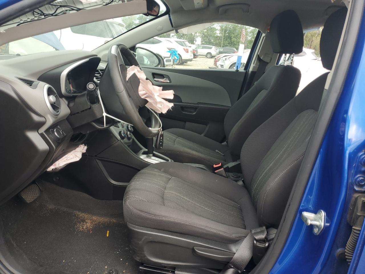 2019 Chevrolet Sonic Lt VIN: 1G1JD5SBXK4148584 Lot: 85568175