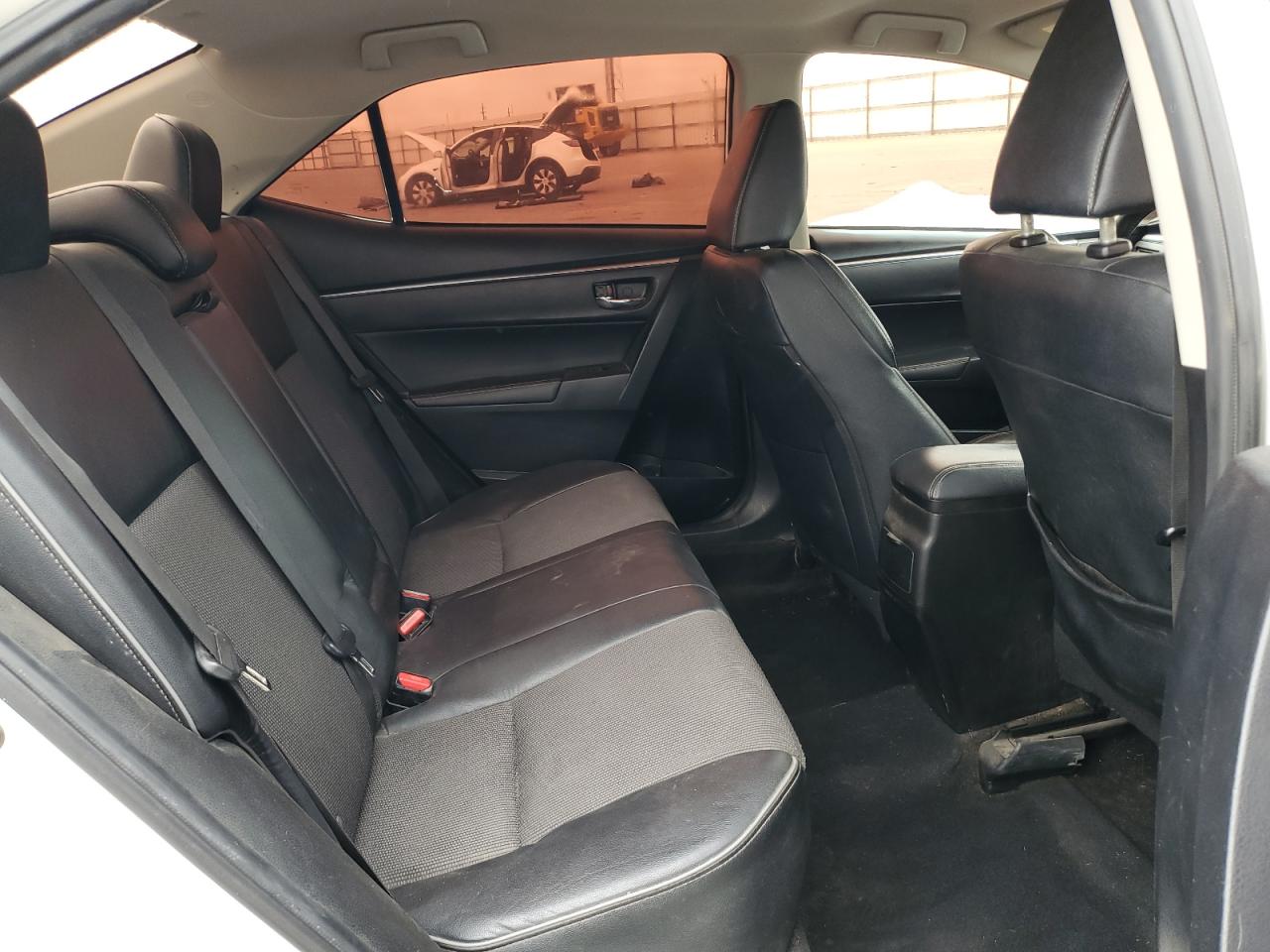 2015 Toyota Corolla L VIN: 5YFBURHE0FP290675 Lot: 86466015