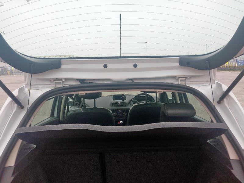 2011 RENAULT CLIO 1.2 16V DYNAMIQUE TOMTOM 5DR