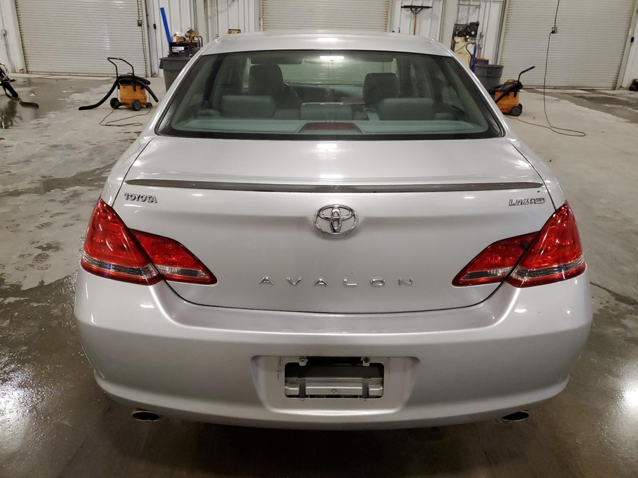 2005 Toyota Avalon Xl VIN: 4T1BK36BX5U047156 Lot: 82564315
