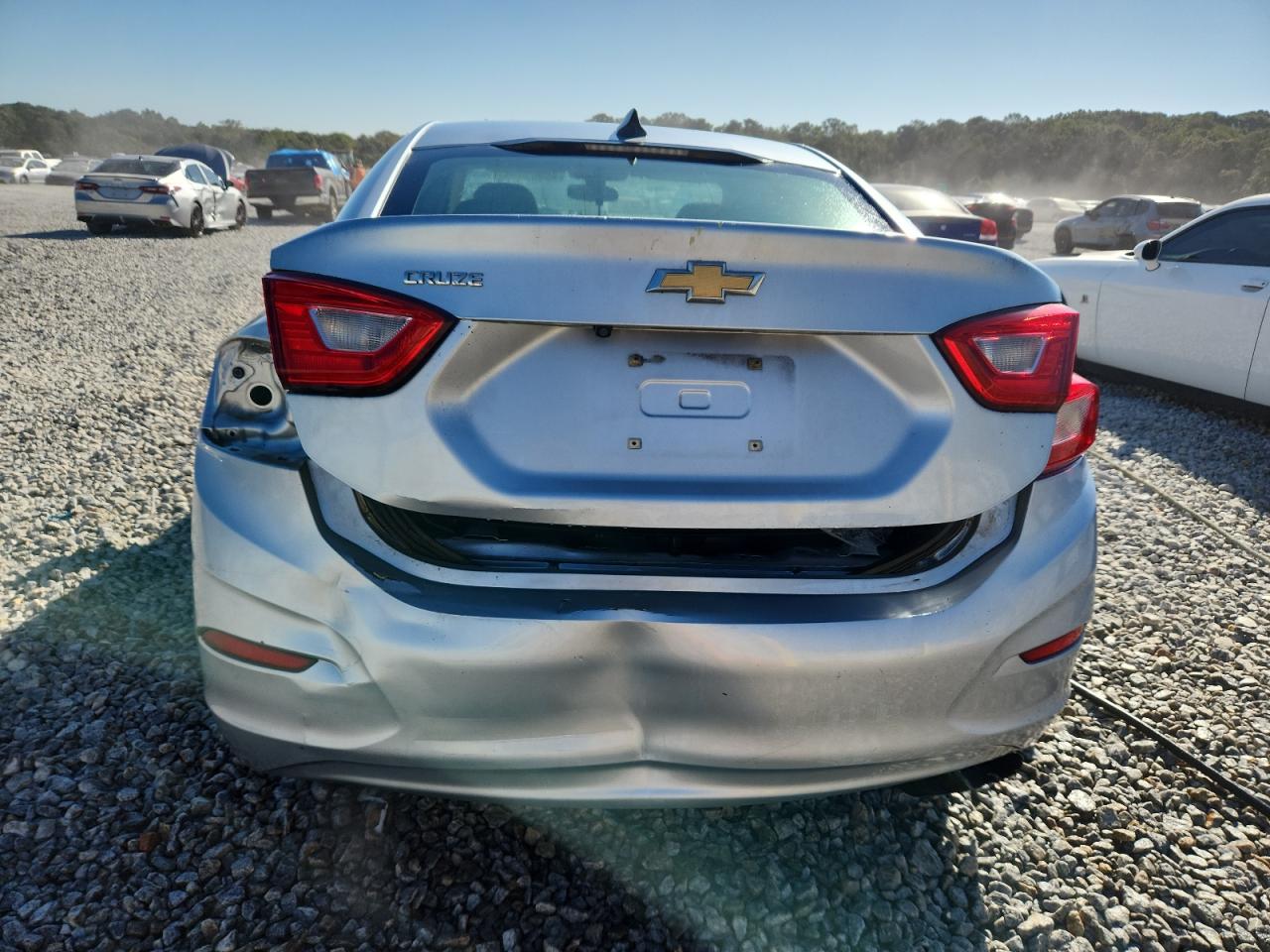 2018 Chevrolet Cruze Ls VIN: 1G1BC5SM4J7147873 Lot: 85009855