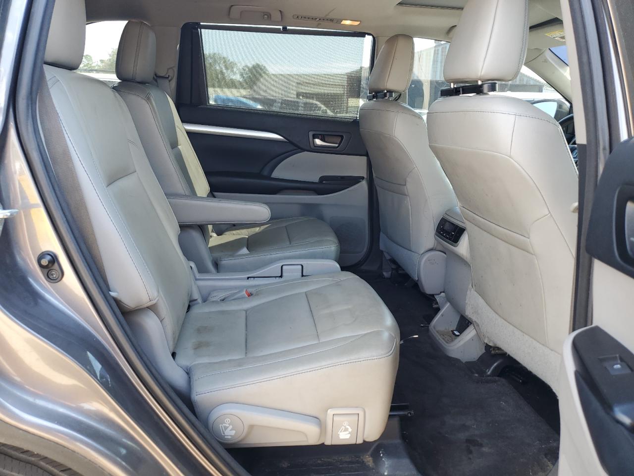 2018 Toyota Highlander Se VIN: 5TDKZRFH5JS261901 Lot: 87372645