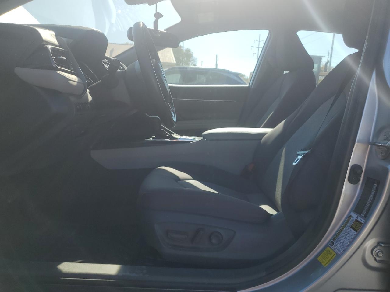 2020 Toyota Camry Le VIN: 4T1L31AK9LU010755 Lot: 90450155