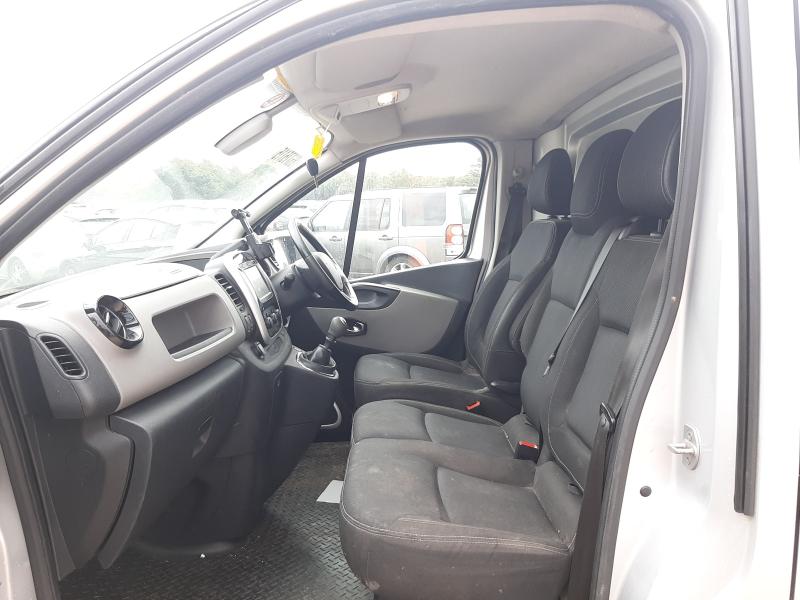 2017 RENAULT TRAFIC LL29 ENERGY DCI 125 SPORT NAV VAN