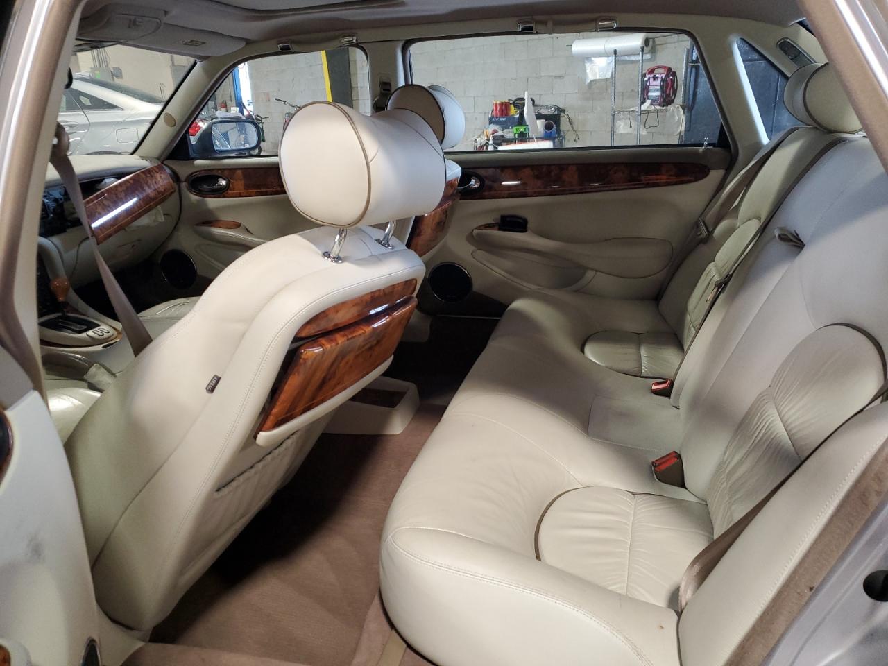 2002 Jaguar Vandenplas VIN: SAJDA24C42LF44974 Lot: 86877875