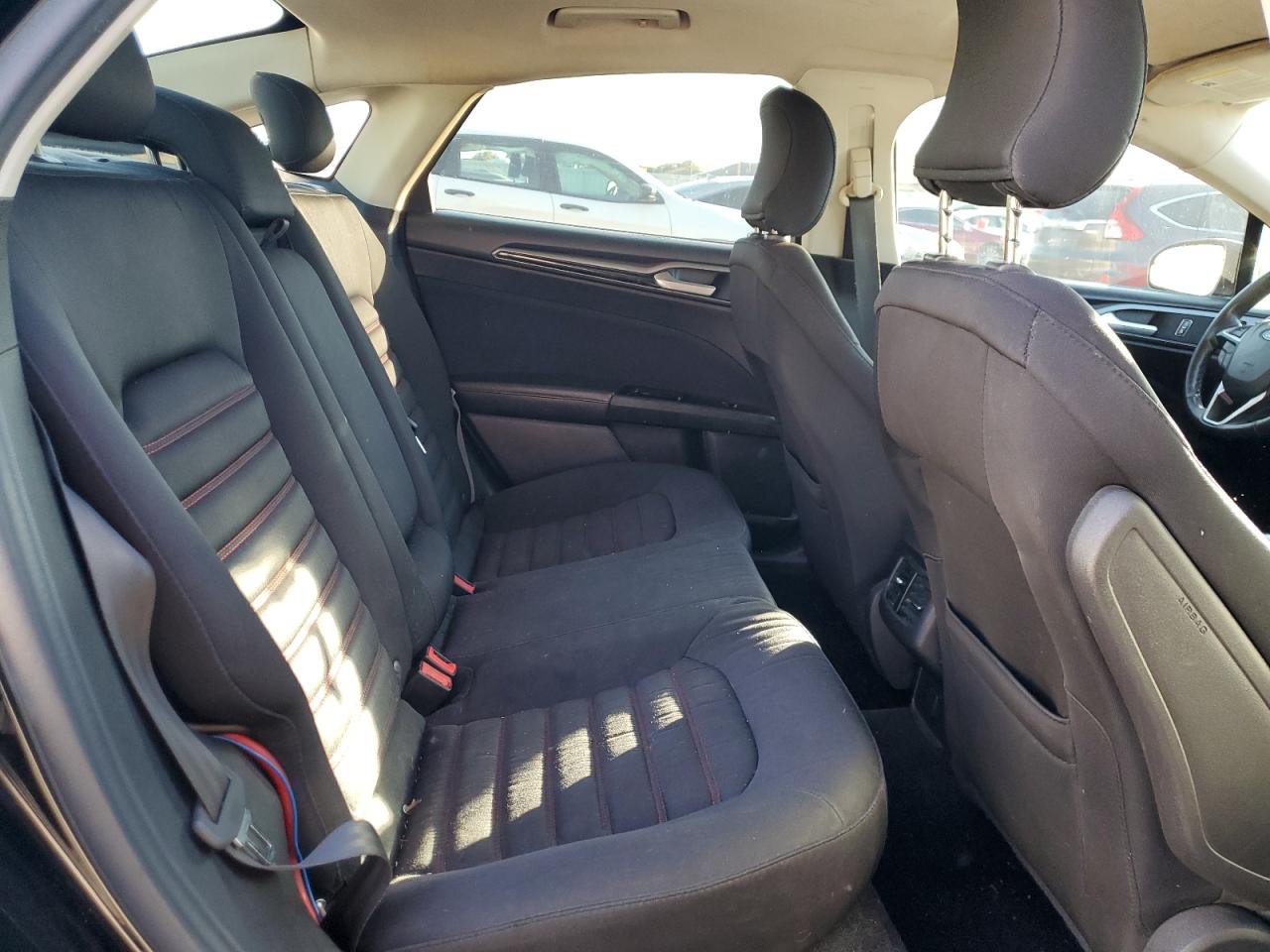 2016 Ford Fusion Se VIN: 3FA6P0H73GR339035 Lot: 82265485