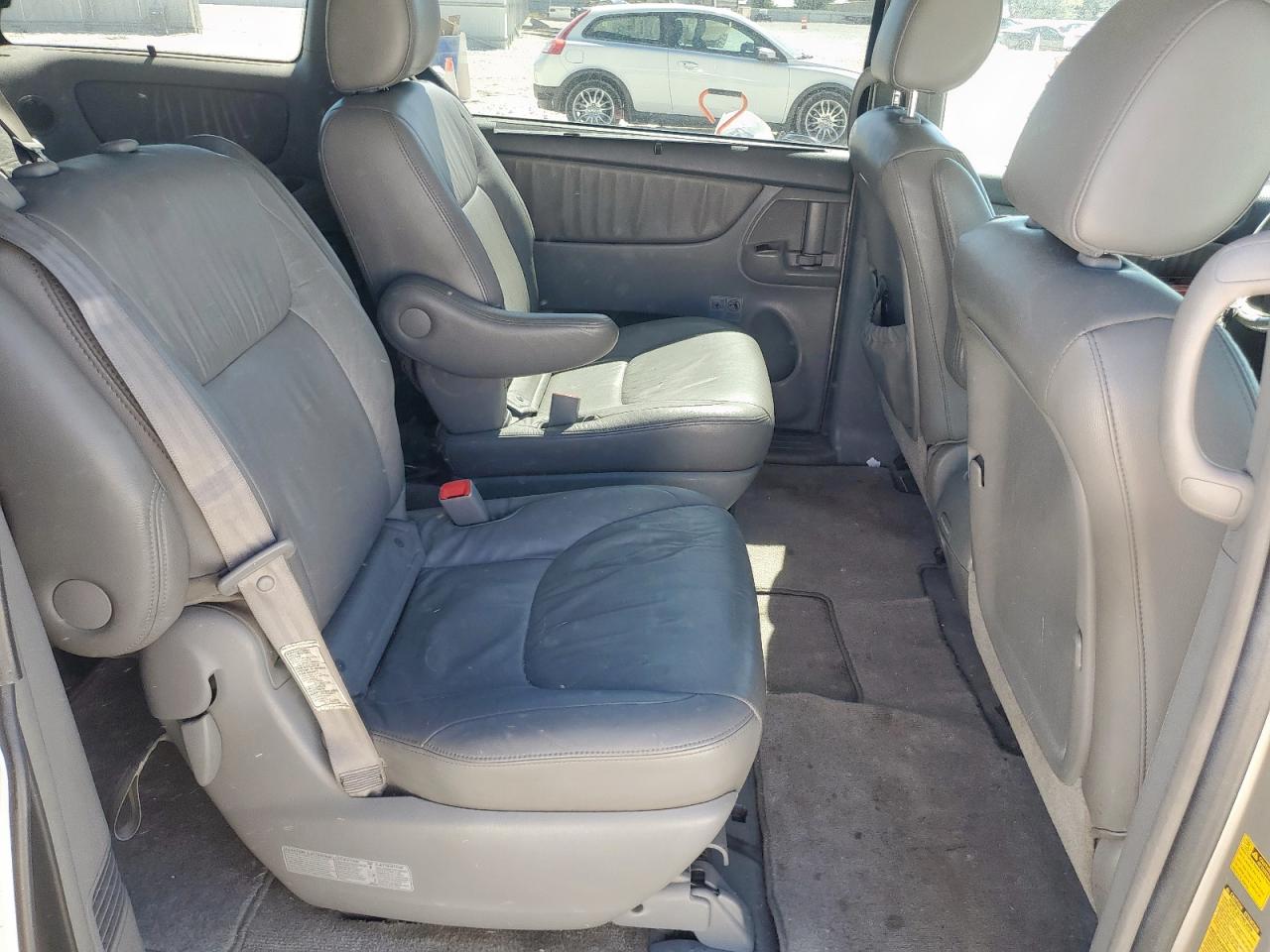 2010 Toyota Sienna Xle VIN: 5TDYK4CC3AS294874 Lot: 85746225