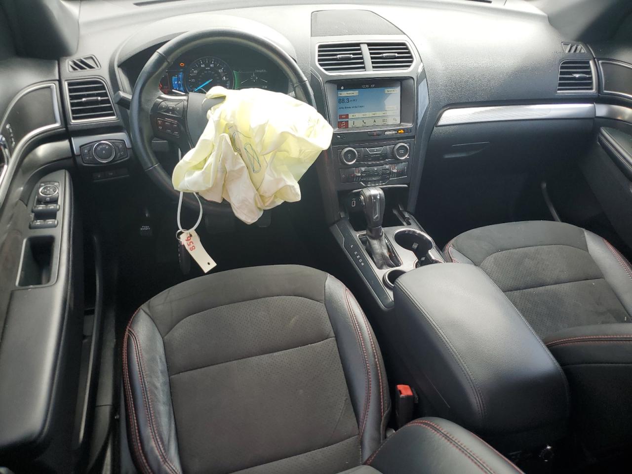 2018 Ford Explorer Xlt VIN: 1FM5K7D8XJGC02759 Lot: 85504125