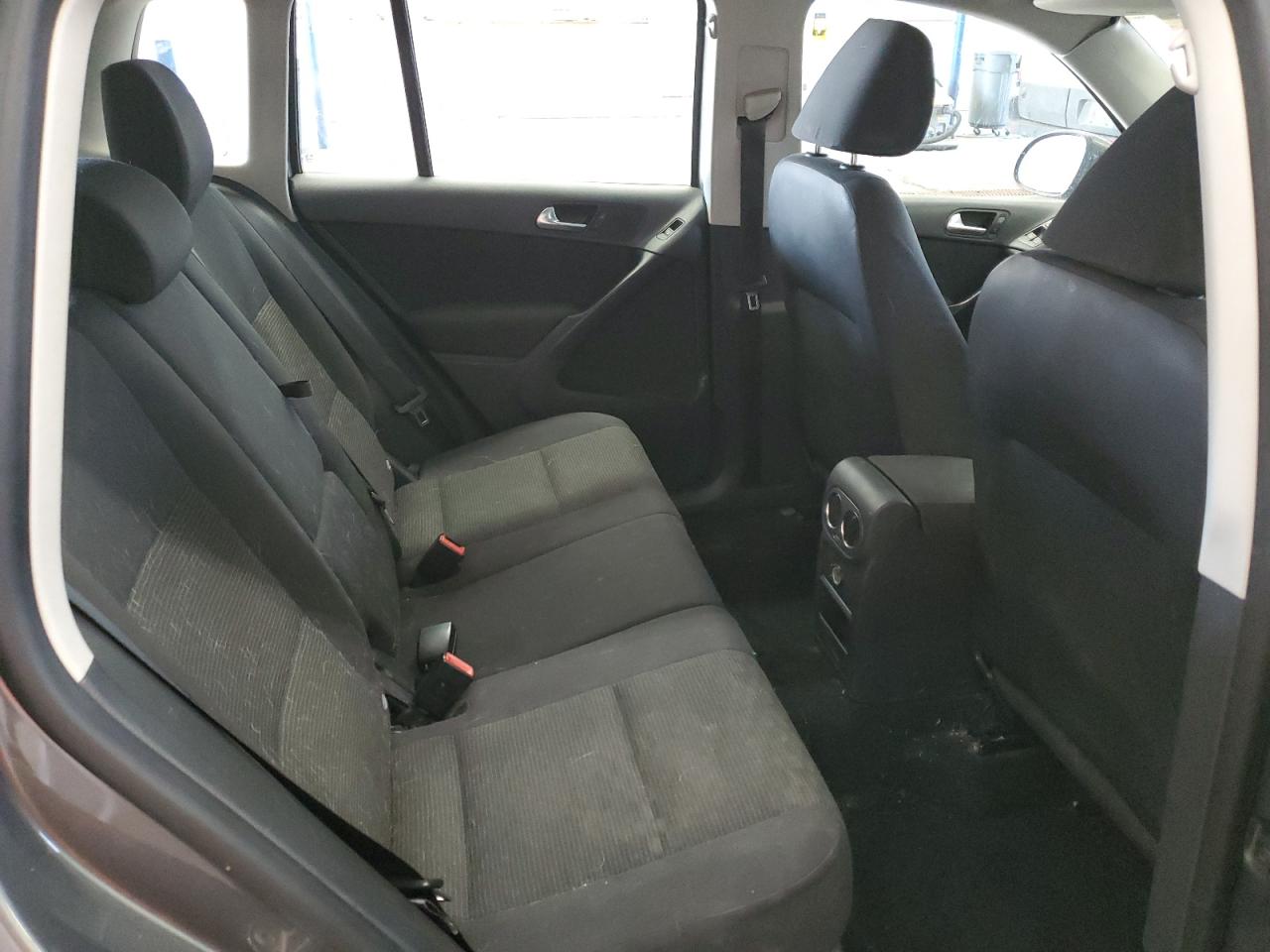 2013 Volkswagen Tiguan S VIN: WVGBV7AX7DW006875 Lot: 82284175