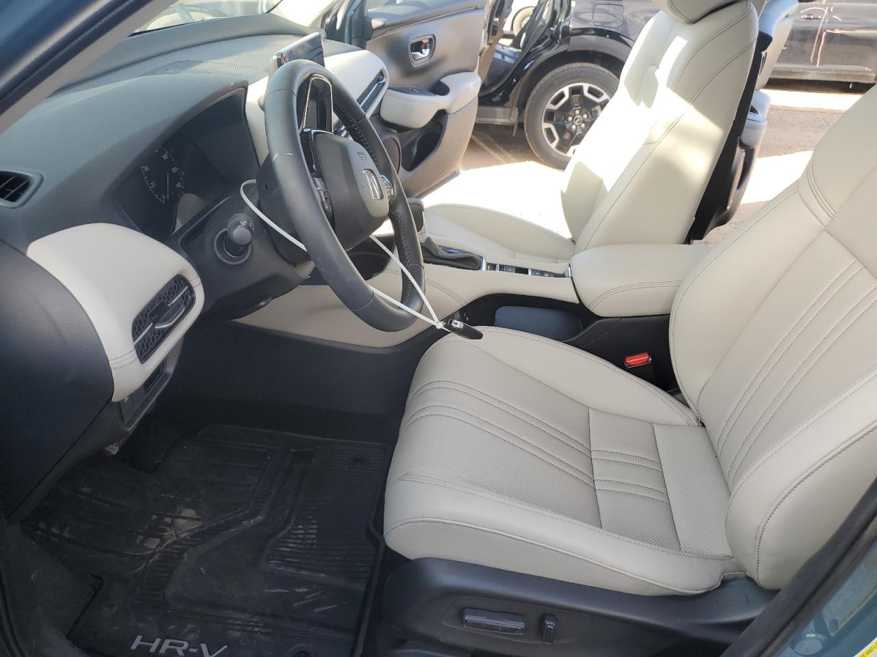 2025 Honda Hr-V Exl VIN: 3CZRZ2H70SM777993 Lot: 86140865