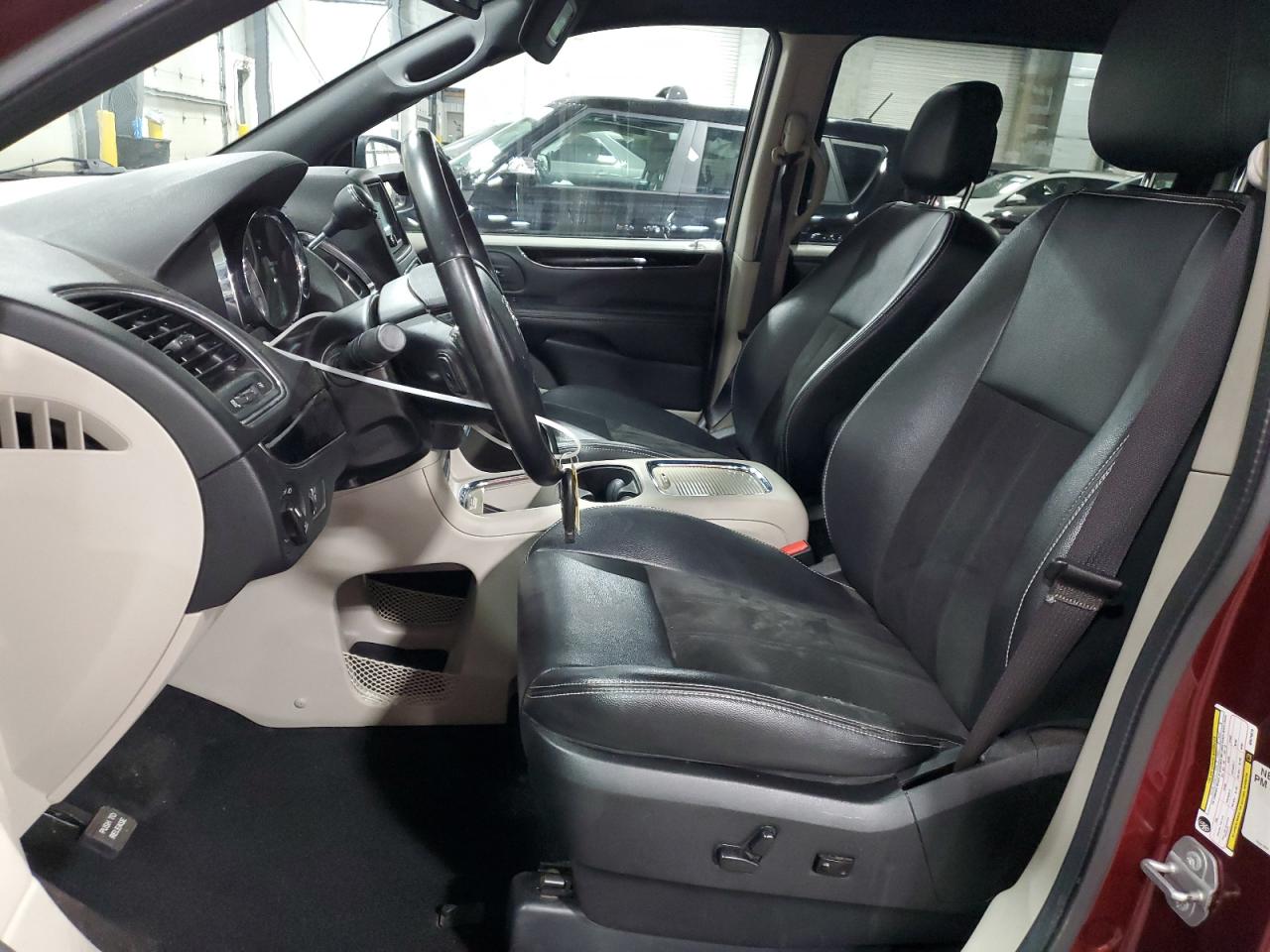 2019 Dodge Grand Caravan Sxt VIN: 2C4RDGCGXKR676879 Lot: 90667895