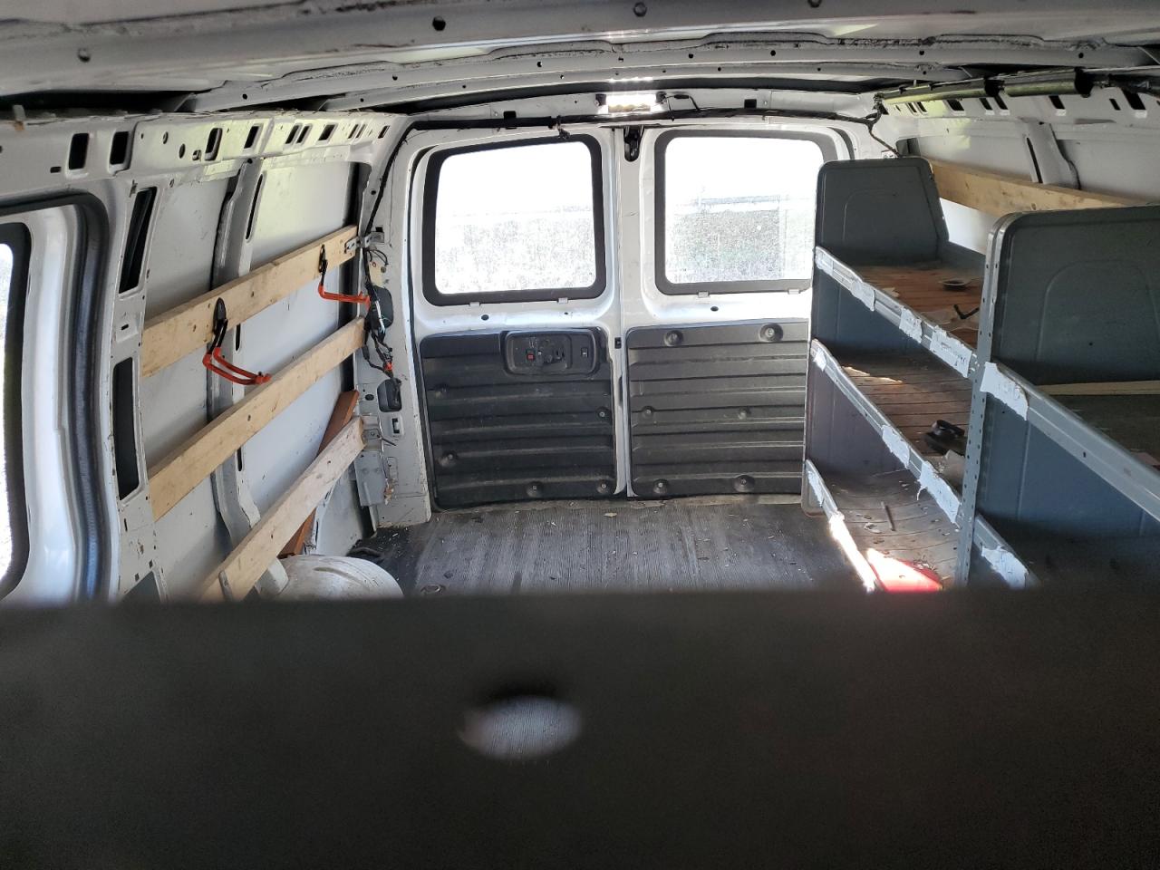 2018 Chevrolet Express G2500 VIN: 1GCWGAFG6J1908660 Lot: 85505715