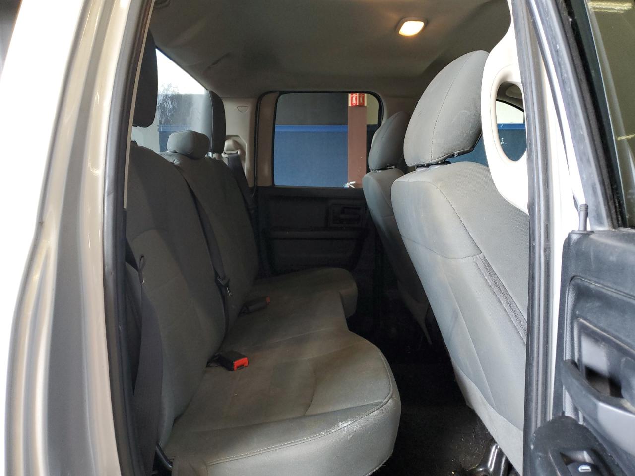 2018 Ram 1500 St VIN: 1C6RR7FG9JS278306 Lot: 89800375