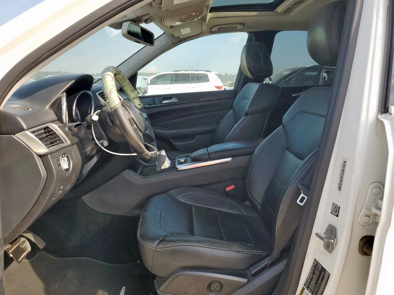 2015 Mercedes-Benz Ml 350 VIN: 4JGDA5JB8FA563257 Lot: 83926685