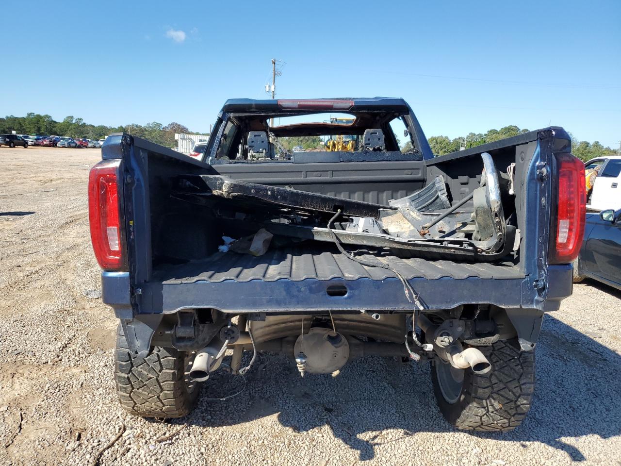 2019 GMC Sierra K1500 At4 VIN: 3GTP9EELXKG299788 Lot: 90792065