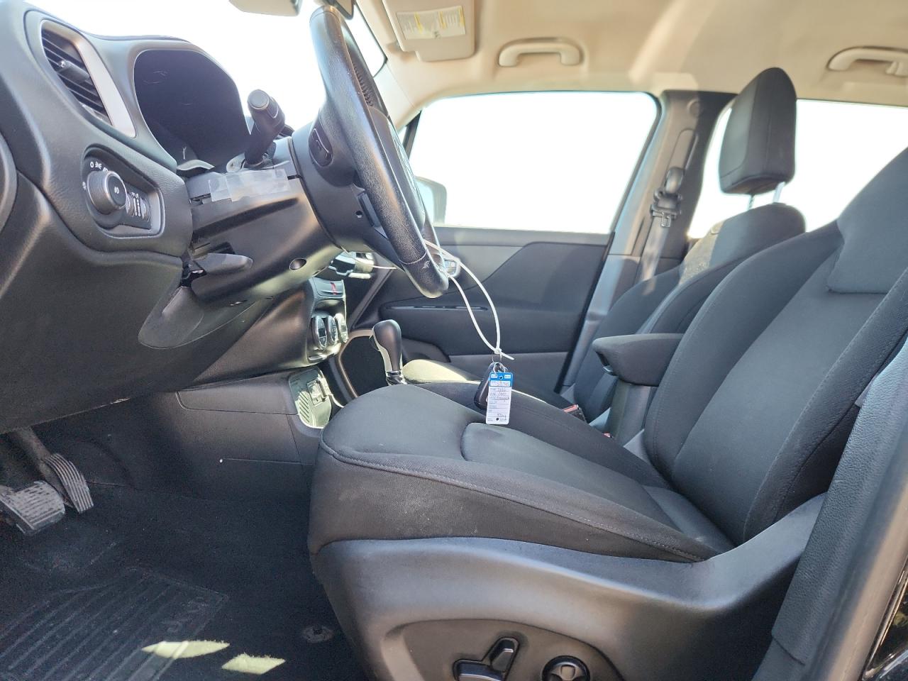 2016 Jeep Renegade Latitude VIN: ZACCJABT1GPD62267 Lot: 84471895