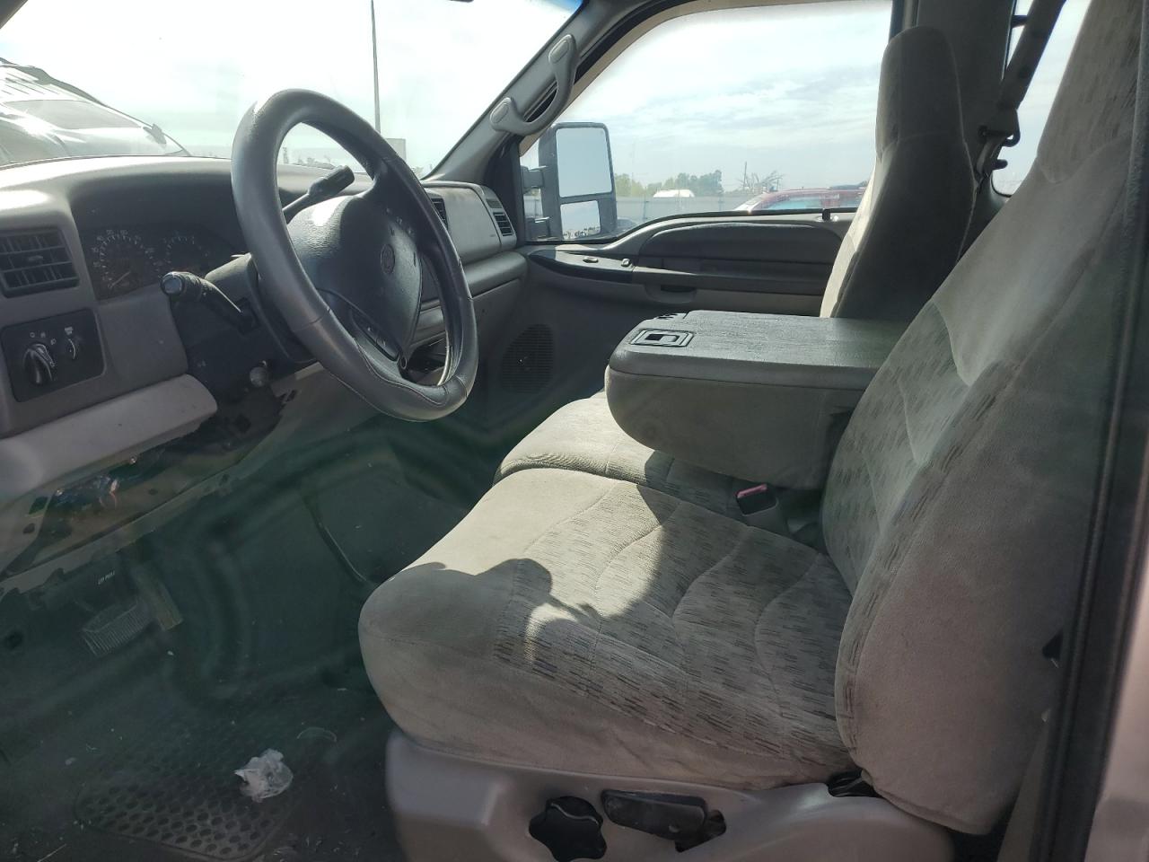 1999 Ford F250 Super Duty VIN: 1FTNX21L4XEC19000 Lot: 81460995