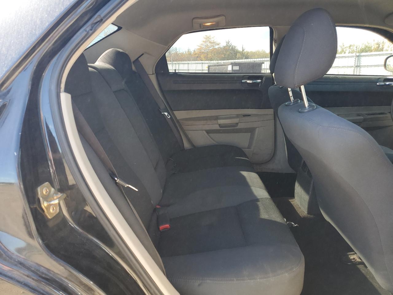 2005 Chrysler 300 VIN: 2C3JA43R85H576879 Lot: 86280065