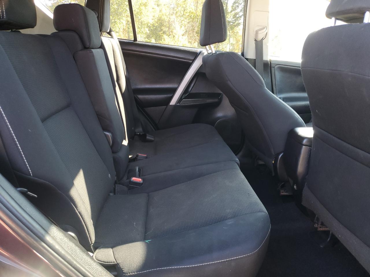 2017 Toyota Rav4 Xle VIN: 2T3RFREV6HW573149 Lot: 85351705