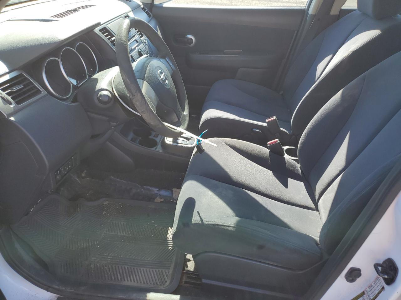 2008 Nissan Versa S VIN: 3N1BC13E18L429050 Lot: 84231675