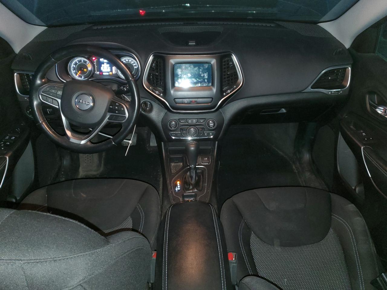 2019 Jeep Cherokee Sport VIN: 1C4PJLABXKD469556 Lot: 87412705