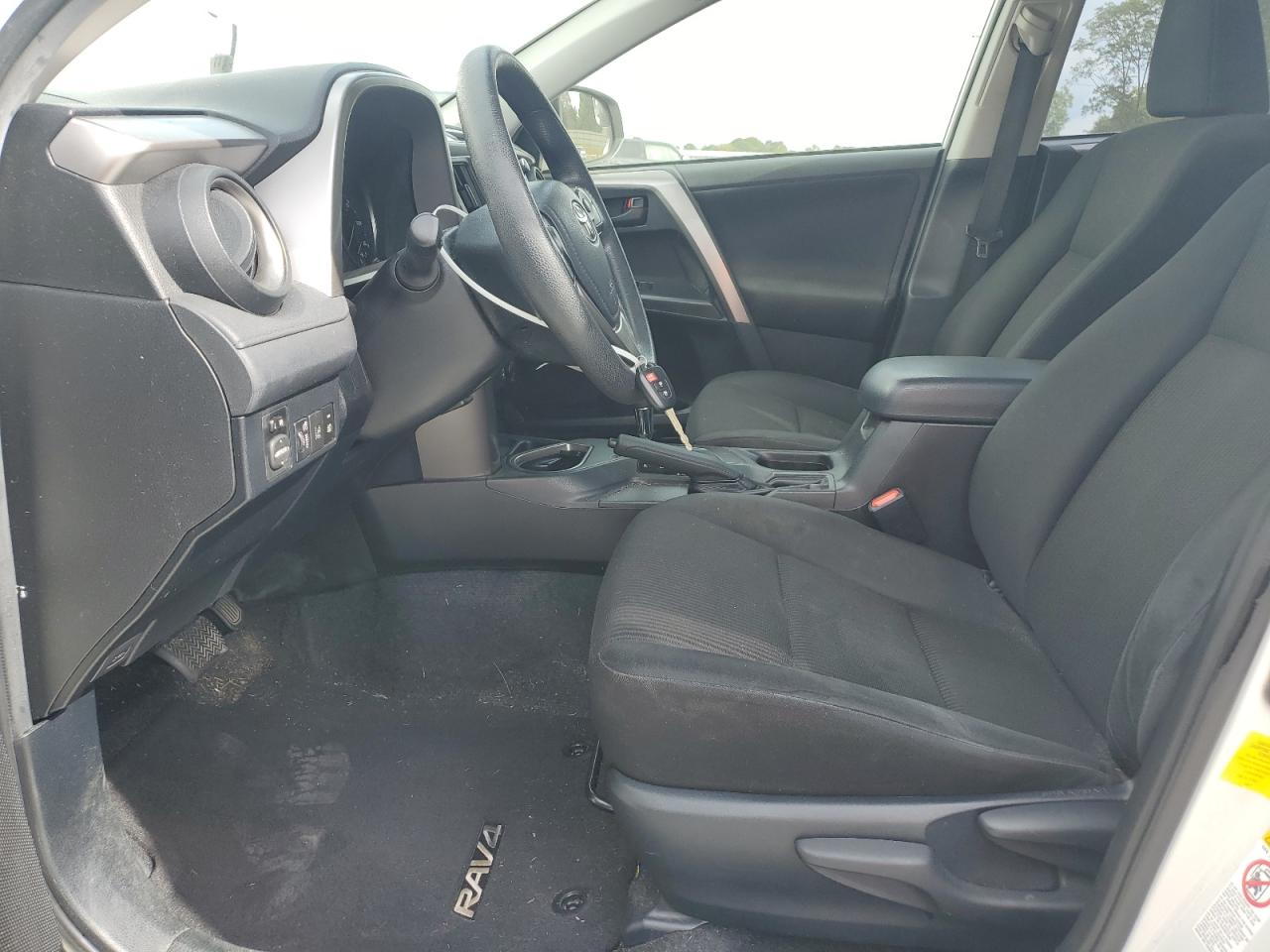 2017 Toyota Rav4 Le VIN: JTMZFREV6HJ721556 Lot: 85511565