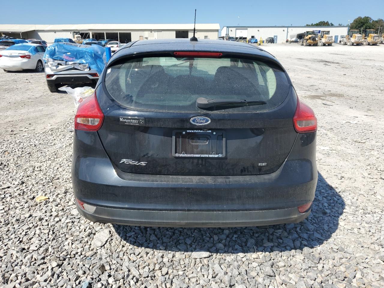 2017 Ford Focus Se VIN: 1FADP3K21HL267290 Lot: 86242825