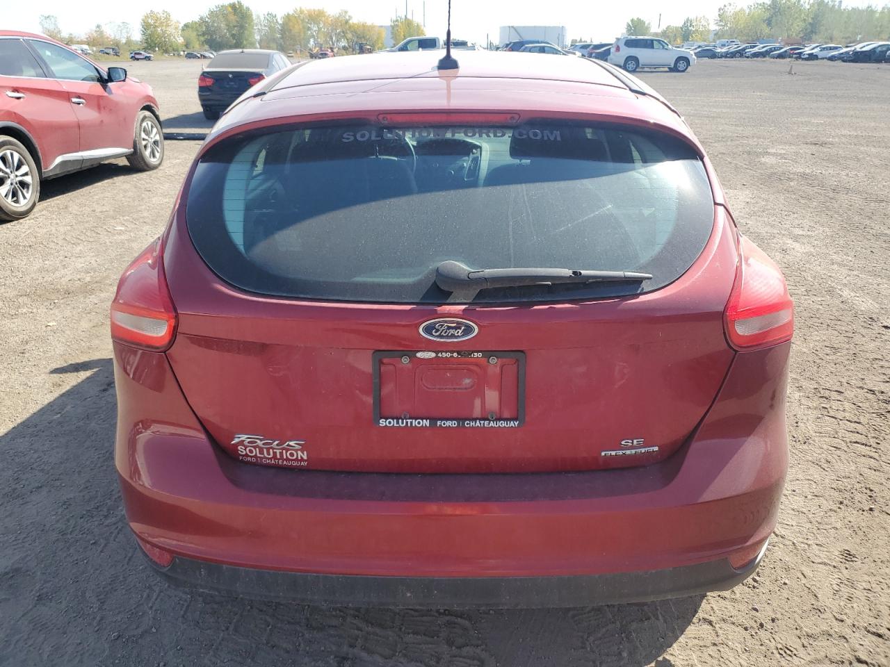 2015 Ford Focus Se VIN: 1FADP3K25FL370600 Lot: 85088435