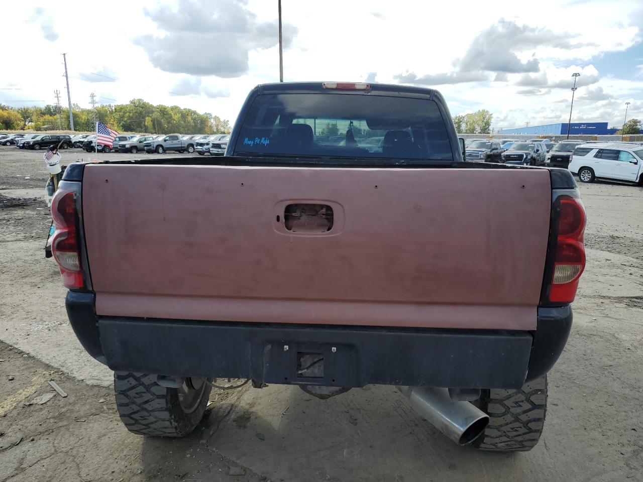 2004 Chevrolet Silverado K2500 Heavy Duty VIN: 1GCHK23174F153085 Lot: 86464905