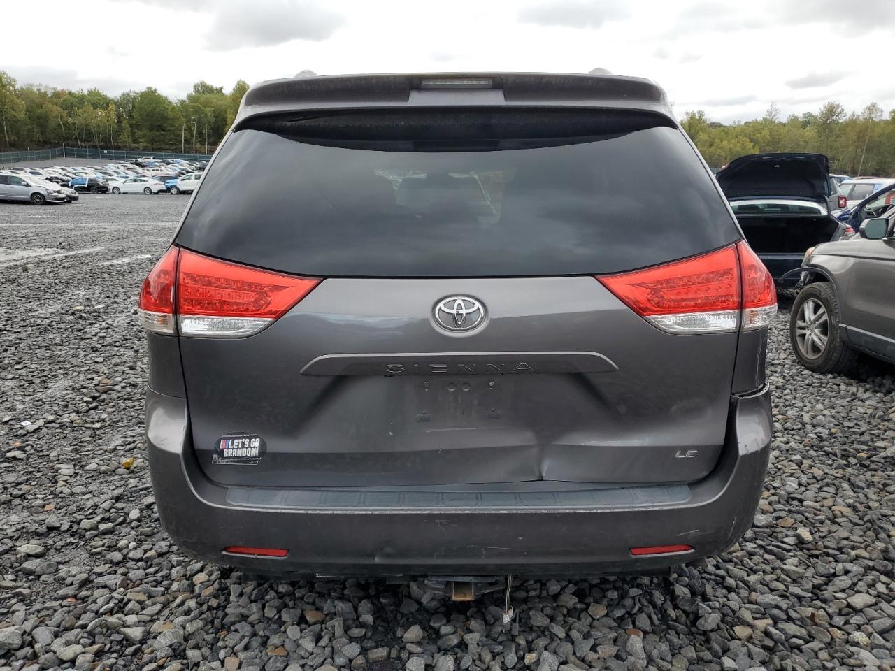 2011 Toyota Sienna Le VIN: 5TDKK3DC1BS120303 Lot: 81982725