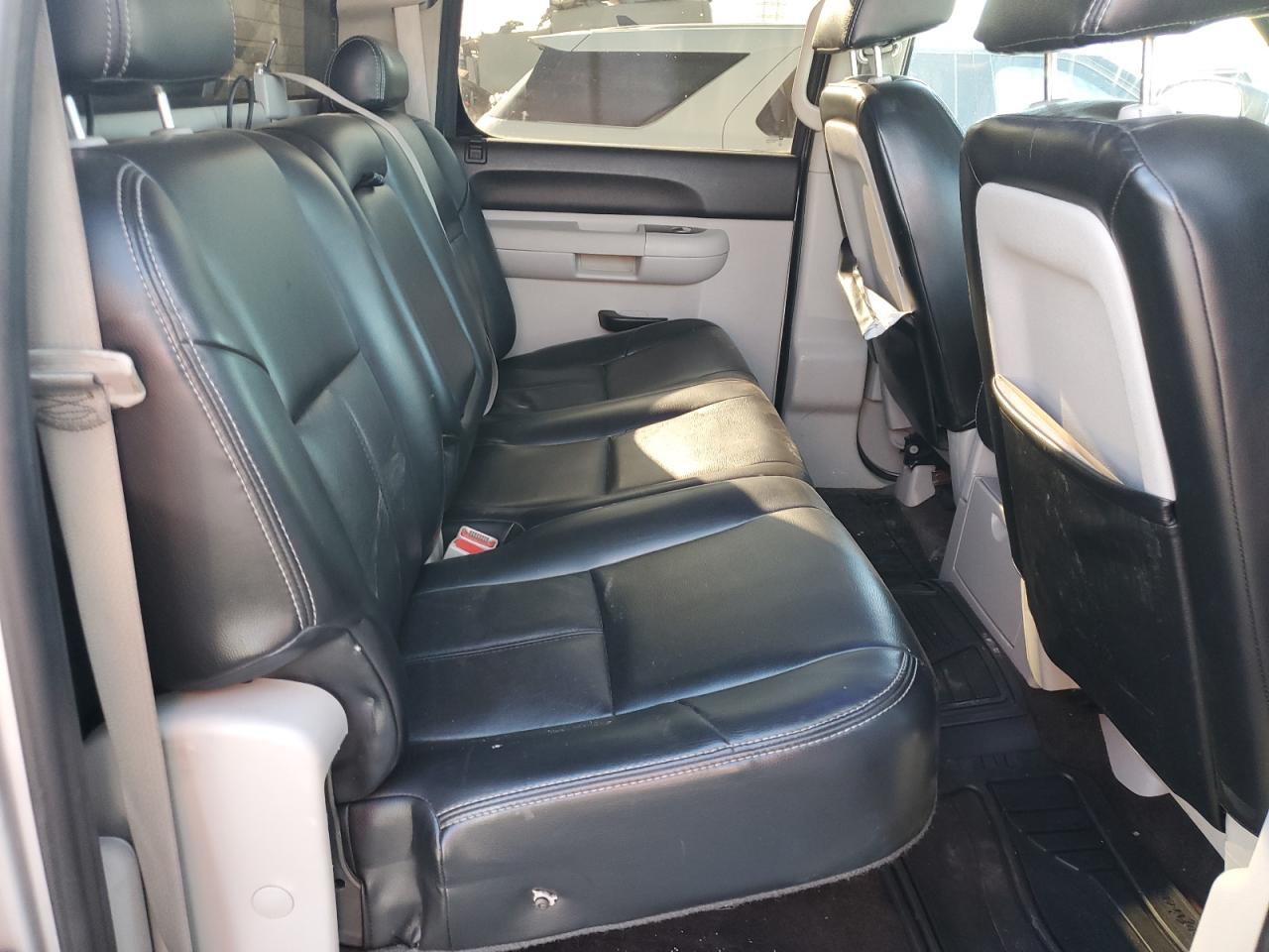 2011 Chevrolet Silverado C1500 Lt VIN: 3GCPCSE00BG382524 Lot: 85738745
